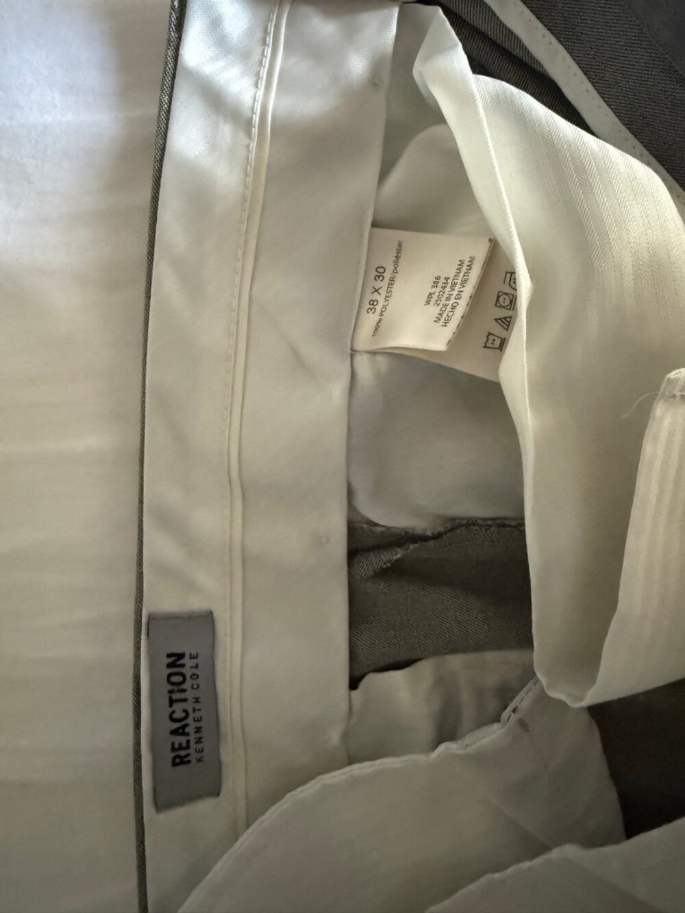 Kenneth Cole Reaction Dress Pants 38x30 Gray